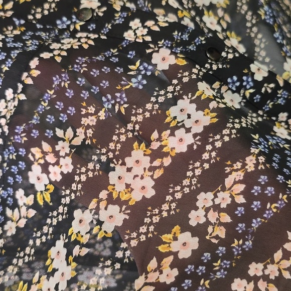 Candies Patterned Button-Up Blouse, Ladies size S - Picture 7 of 7